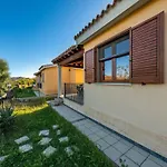 Bright Detached In فيلة