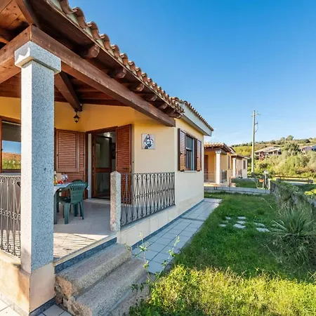 فيلة Bright Detached In Capo Comino